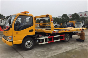 望谟哪里有拖车服务